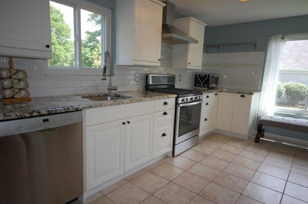 54 Stone Ridge Road, Unit 54 Franklin, MA 02038 - Photo 2 of 30 Gallery Image 2