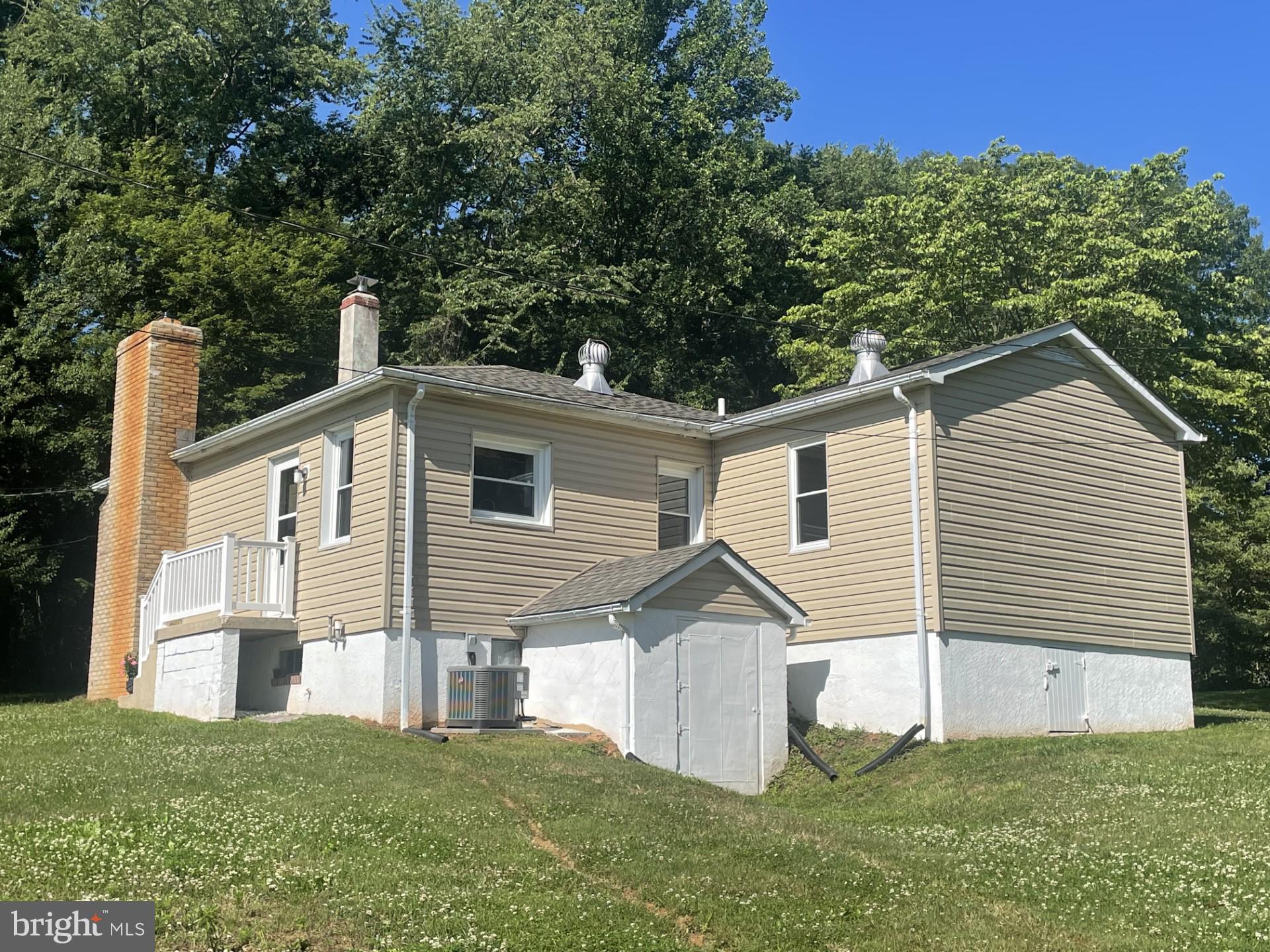 2131 Whiteford Road Whiteford, MD 21160 - Photo 7 of 36