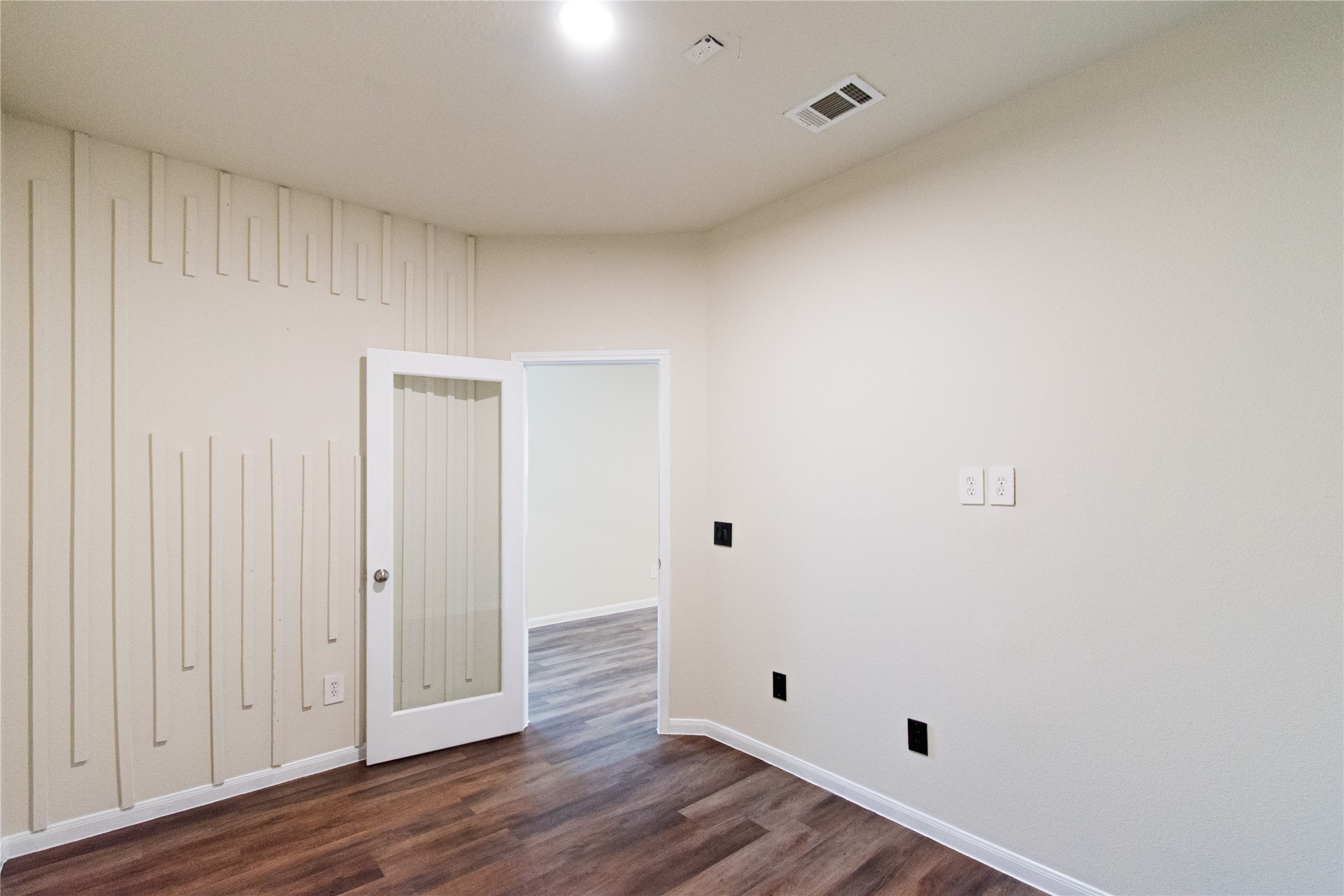 6938 Hobby Wind Ridge Drive Houston, TX 77075 - Photo 9 of 30 a view of wooden floor