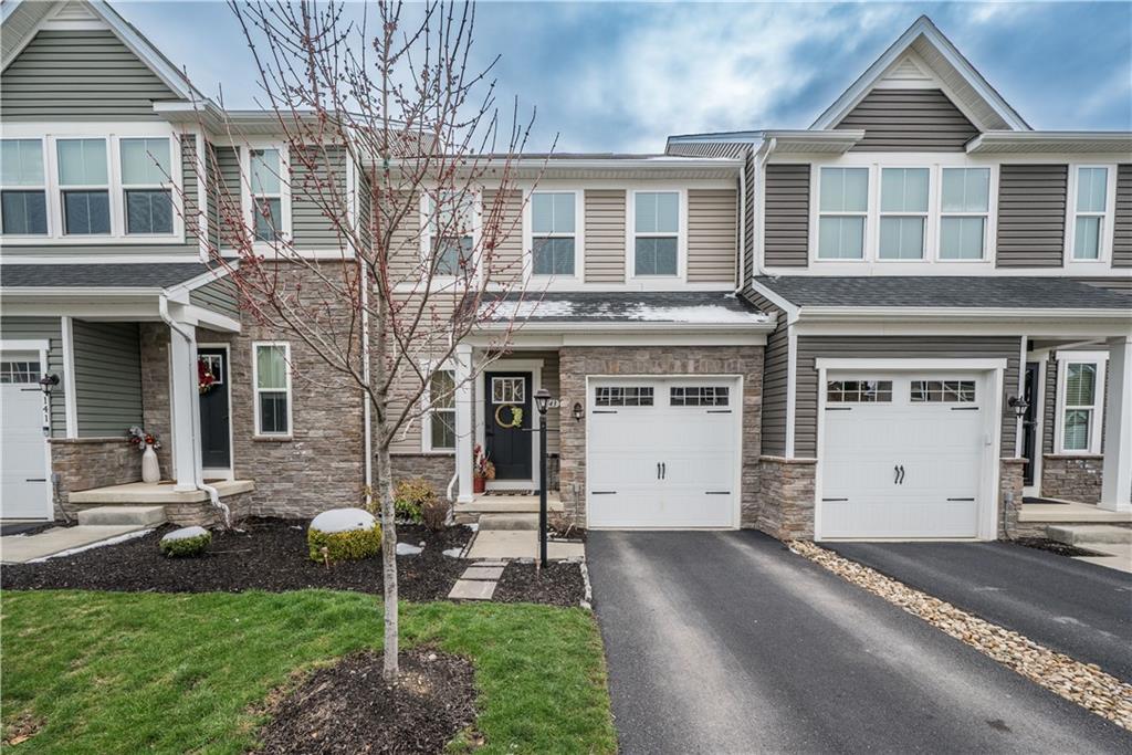 143 Providence Way Pittsburgh, PA 15234 - Photo 1 of 50
