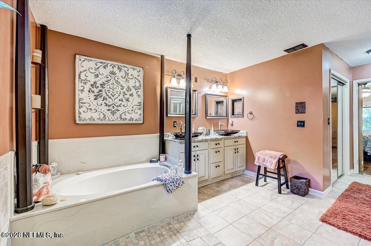 4251 Monument Road, Unit 803 Jacksonville, FL 32225 - Photo 16 of 48 Monumnet Rd. Primary Bath 3