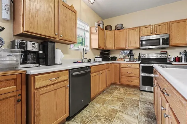 $410,000 | 1470 Shorewood Drive, Auburndale, FL 33823