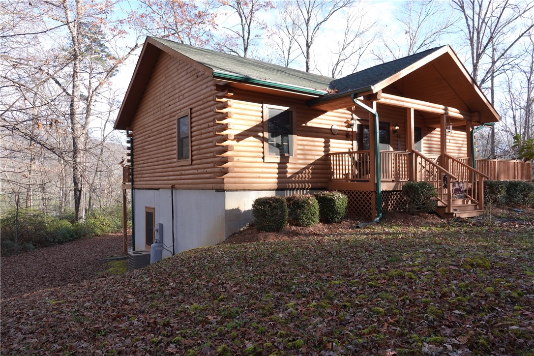 149 Cherokee Hill Ridge Road Pickens, SC 29671 - Photo 7 of 46