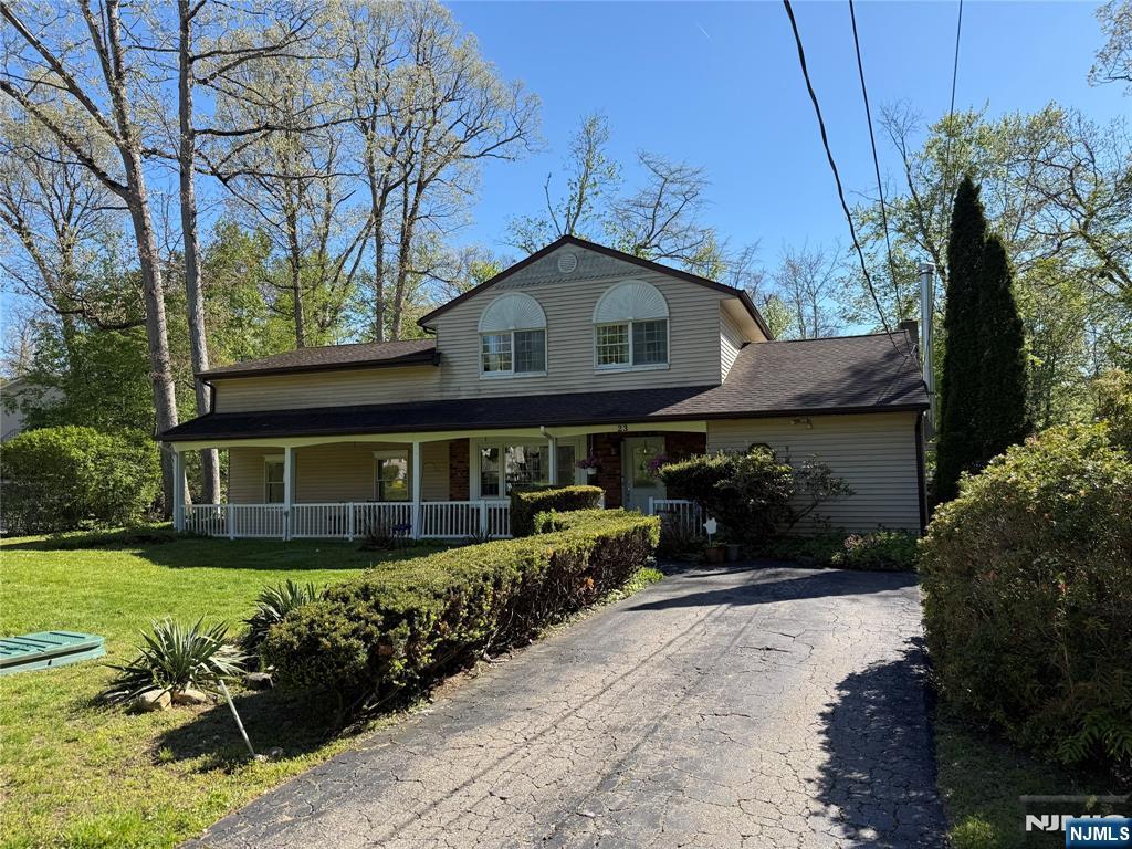 23 Lavina Trail Oak Ridge, NJ 07438 - Photo 1 of 21