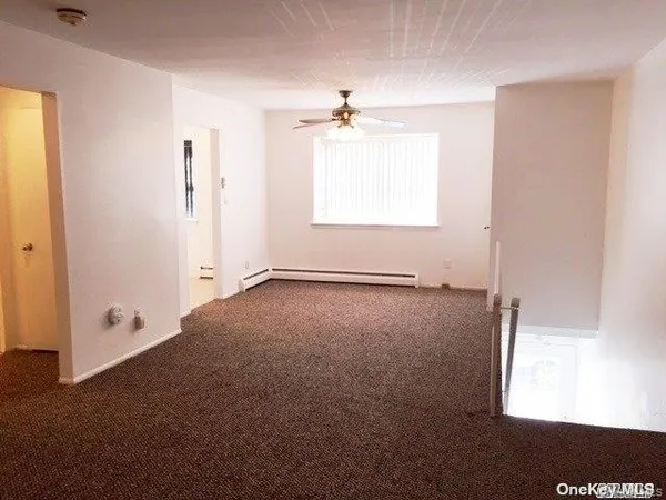 $2,500 | 2 Anchorage Lane, Unit 4B, Oyster Bay, NY 11771