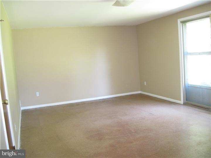 9766 Susan Road Philadelphia, PA 19115 - Photo 7 of 16 Family Room