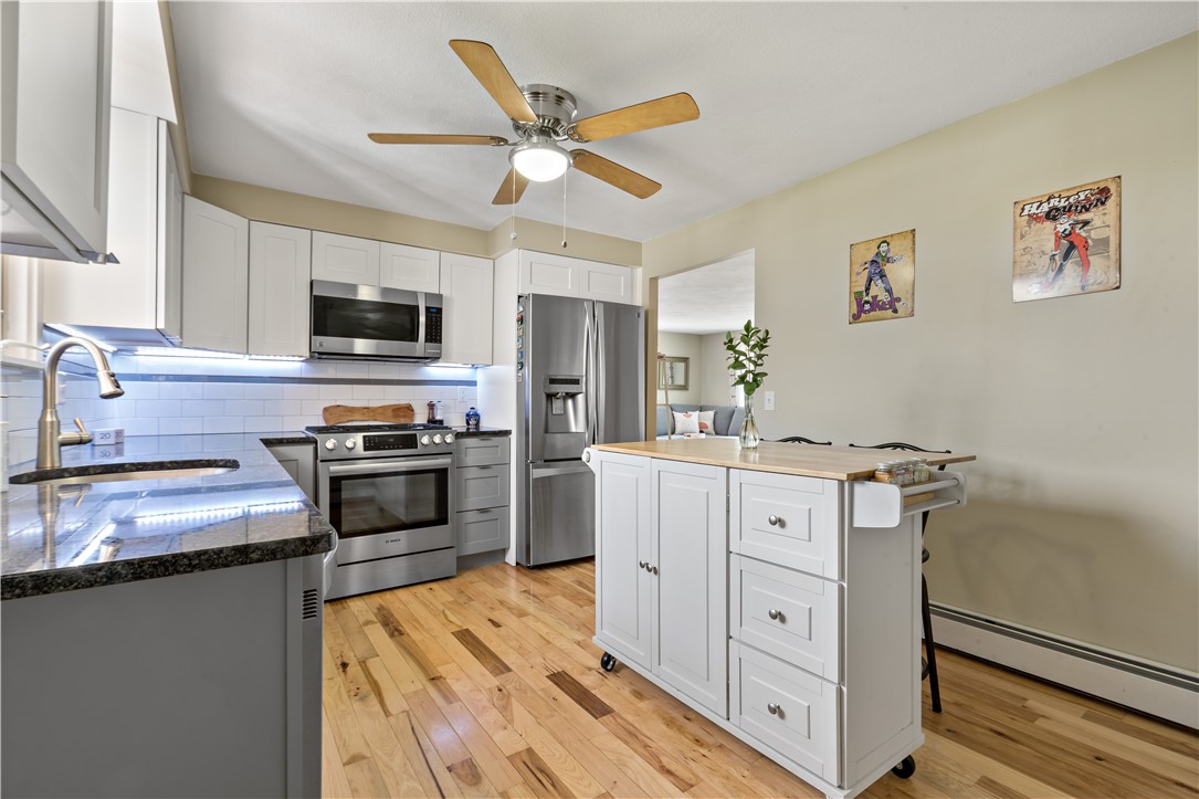 176 Rutland Street Cranston, RI 02920 - Photo 14 of 36 Gallery Image 14