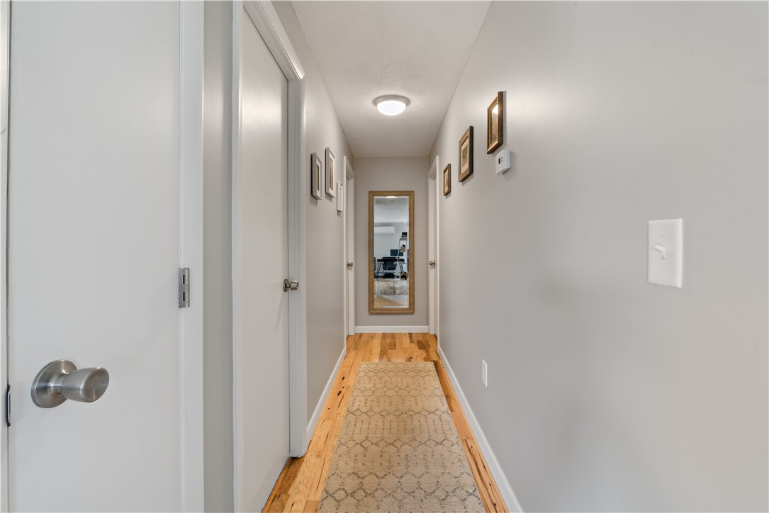 176 Rutland Street Cranston, RI 02920 - Photo 17 of 36 Gallery Image 17