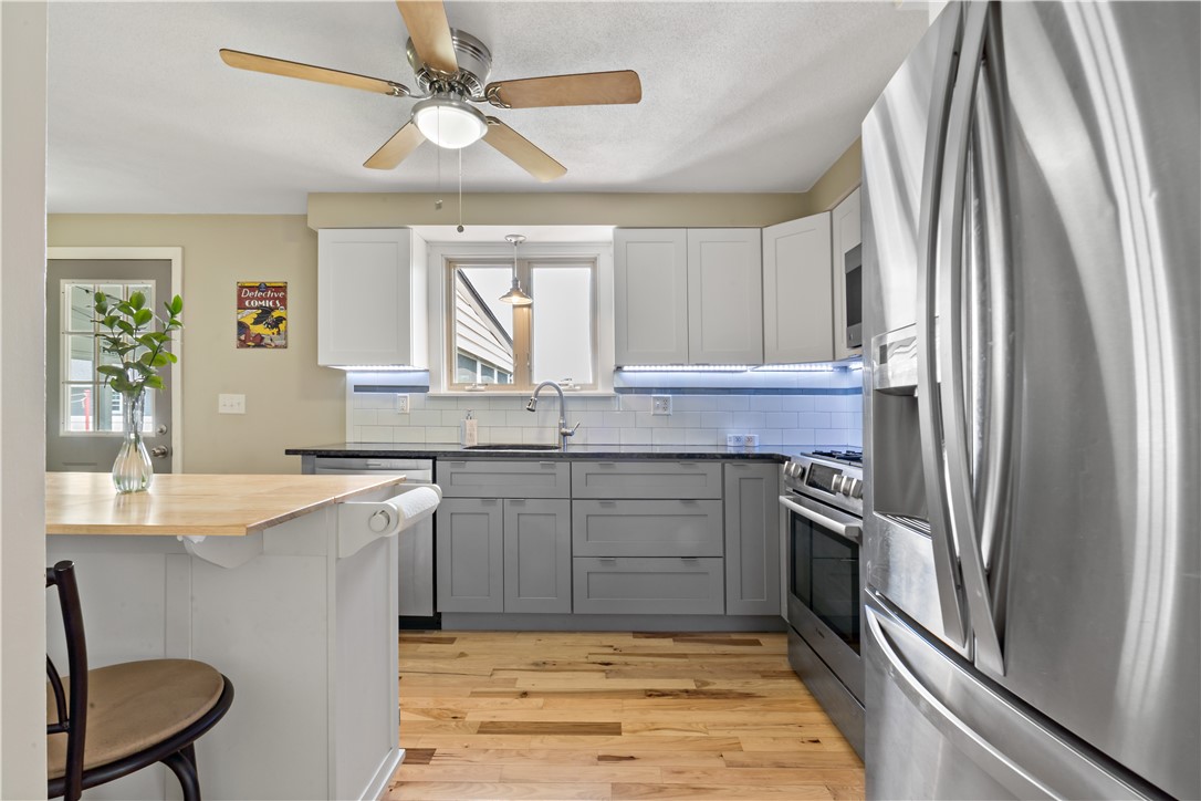 176 Rutland Street Cranston, RI 02920 - Photo 10 of 36 Gallery Image 10