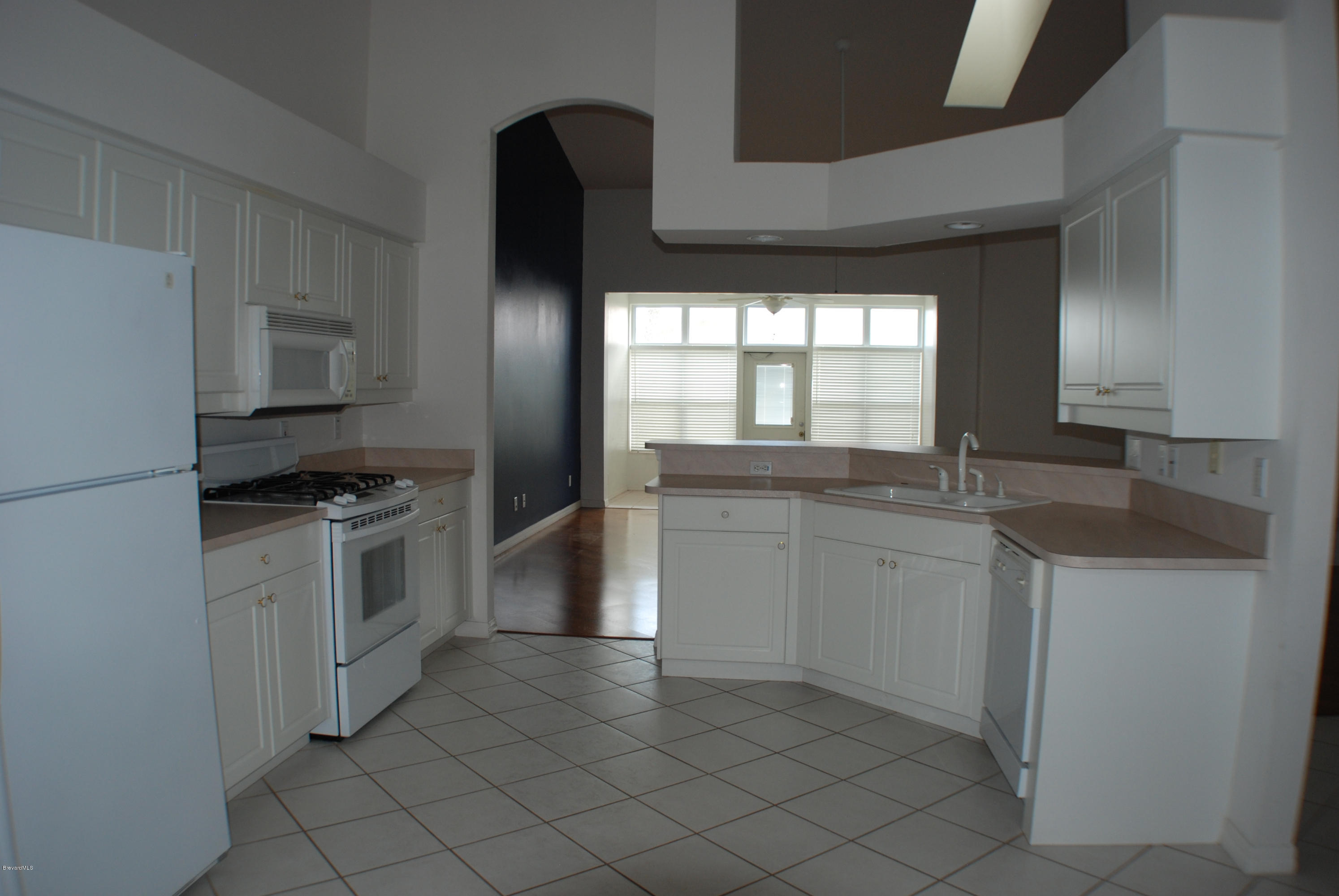 549 Renaissance Avenue Melbourne, FL 32940 - Photo 6 of 15 Open Kitchen