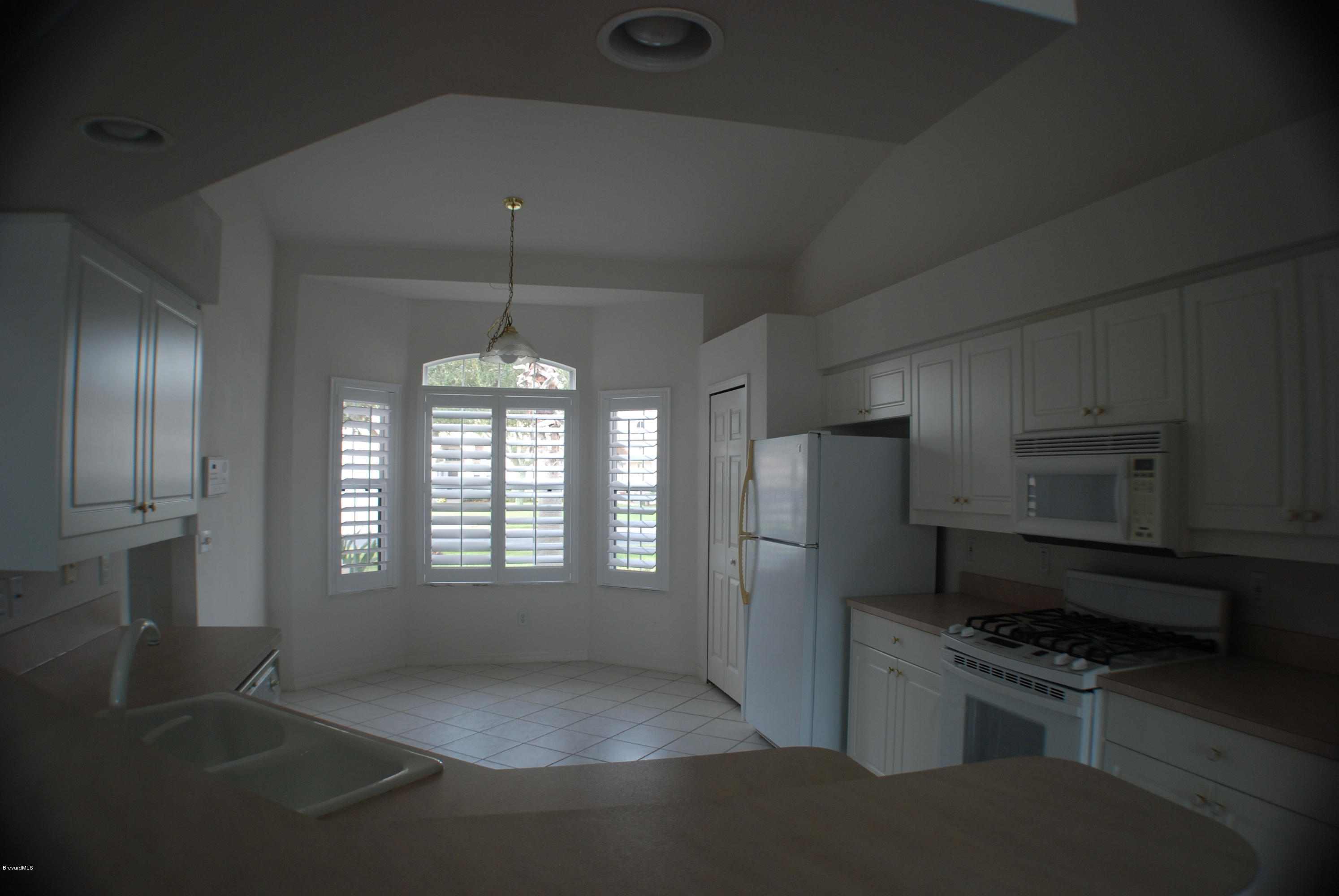 549 Renaissance Avenue Melbourne, FL 32940 - Photo 7 of 15 Eat-In Kitchen