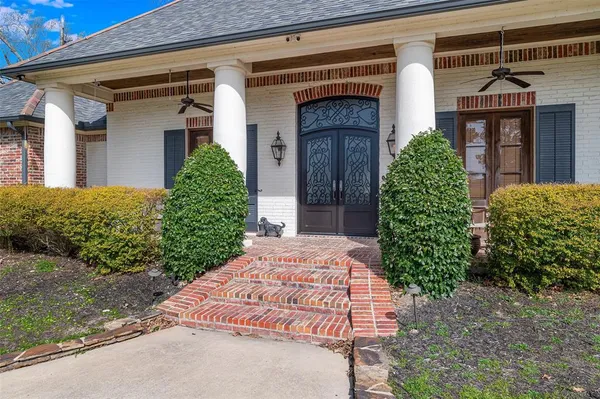 $995,000 | 301 Easton Pvt Drive, Stonewall, LA 71078