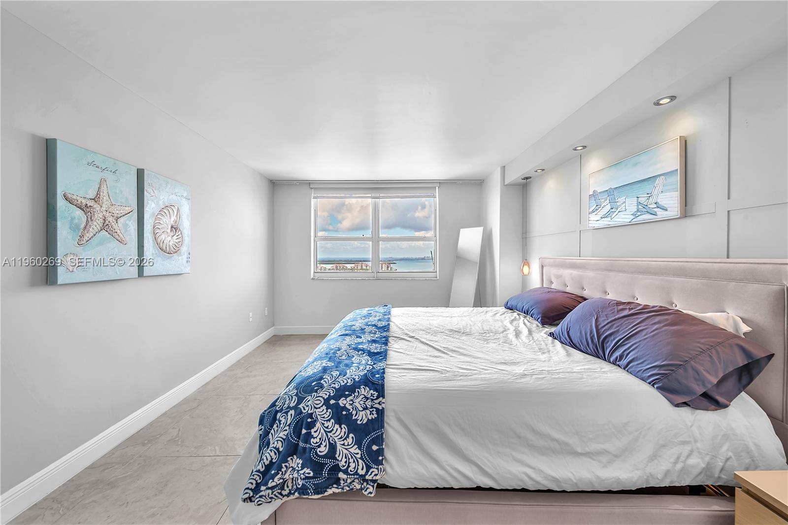 90 Alton Road, Unit 2604 Miami Beach, FL 33139 - Photo 13 of 36