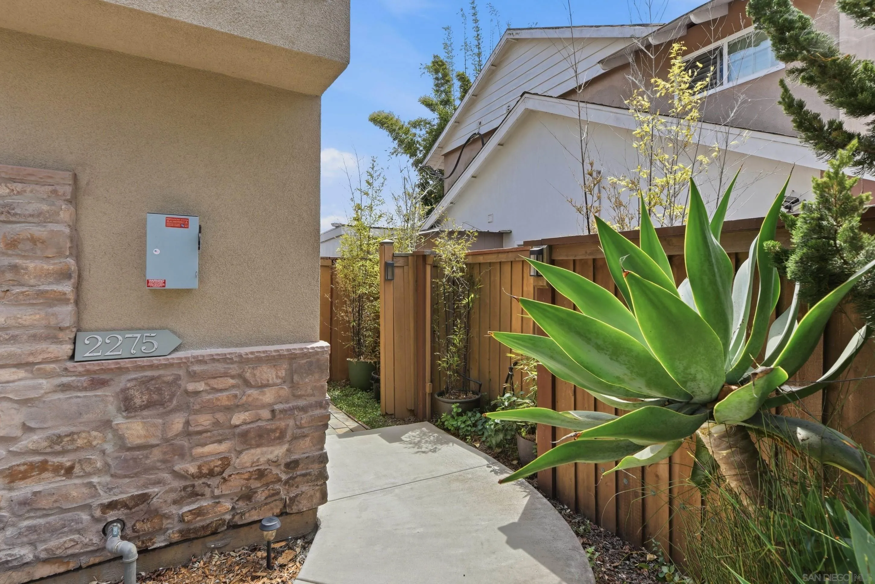 2275-77 Cameo Road Carlsbad, CA 92008 - Photo 44 of 60