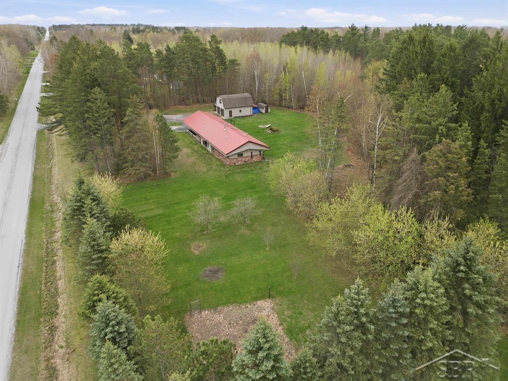 1280 East Kitchen Road Pinconning, MI 48650 - Photo 2 of 43