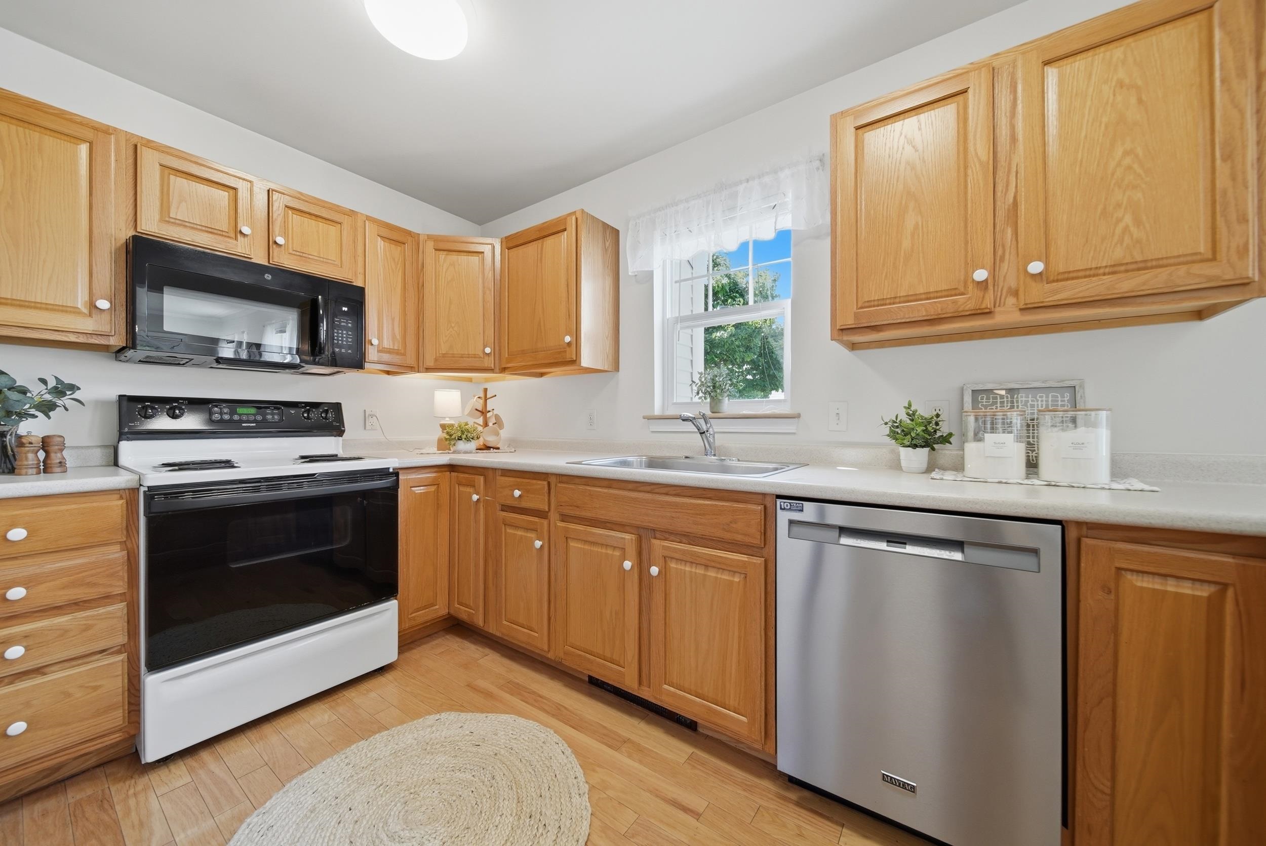 4 Bow Center Road, Unit B4 Bow, NH 03304 - Photo 8 of 39