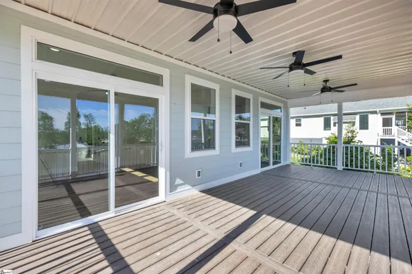 $750,000 | 301 Portland Circle, Greenwood, SC 29649