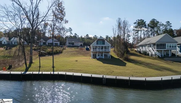 $750,000 | 301 Portland Circle, Greenwood, SC 29649