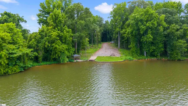 $750,000 | 301 Portland Circle, Greenwood, SC 29649