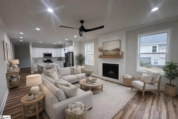 $750,000 | 301 Portland Circle, Greenwood, SC 29649