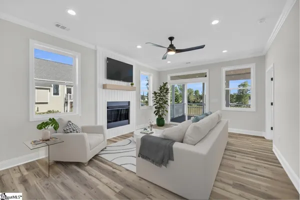 $750,000 | 301 Portland Circle, Greenwood, SC 29649