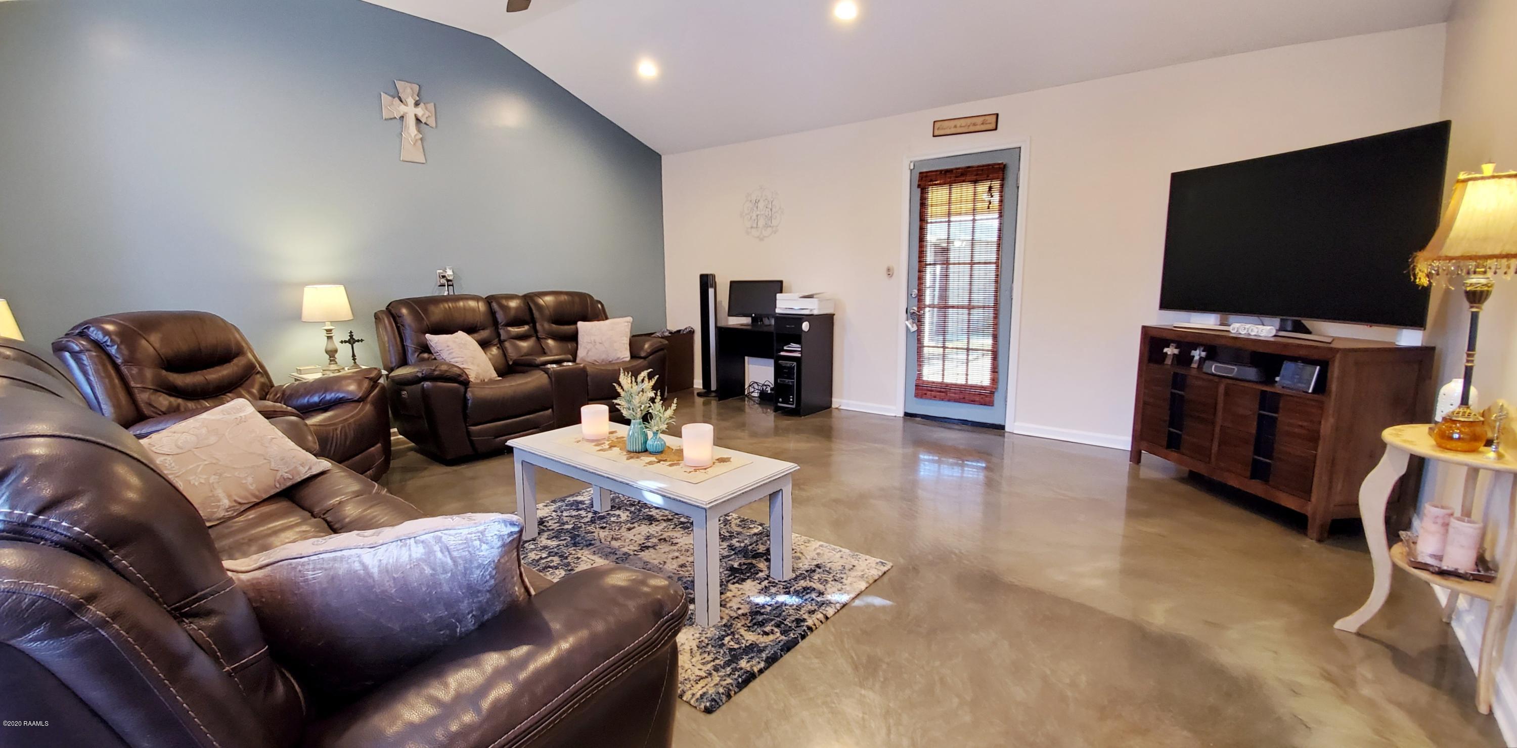 111 Lege Road Kaplan, LA 70548 - Photo 5 of 20
