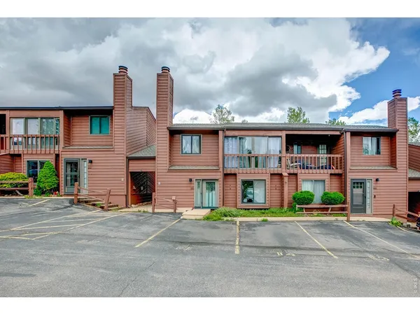 $345,000 | 1050 South St Vrain Avenue, Unit 1, Estes Park, CO 80517