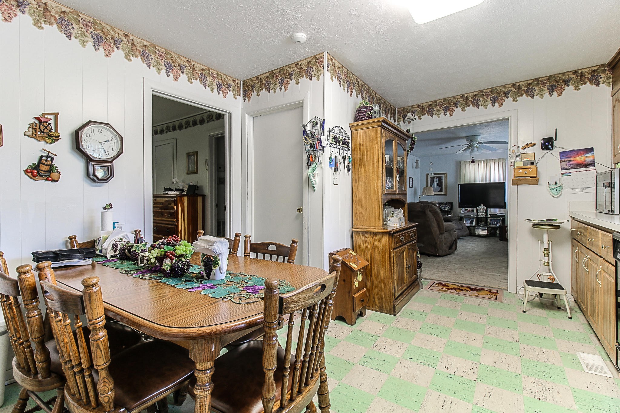 10425 Slemp Road Kodak, TN 37764 - Photo 11 of 21 a view of a dining room with furniture