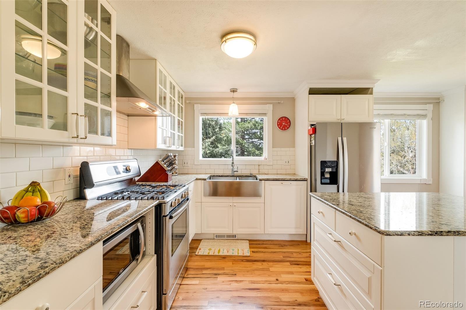 1834 Smith Road Golden, CO 80401 - Photo 6 of 31