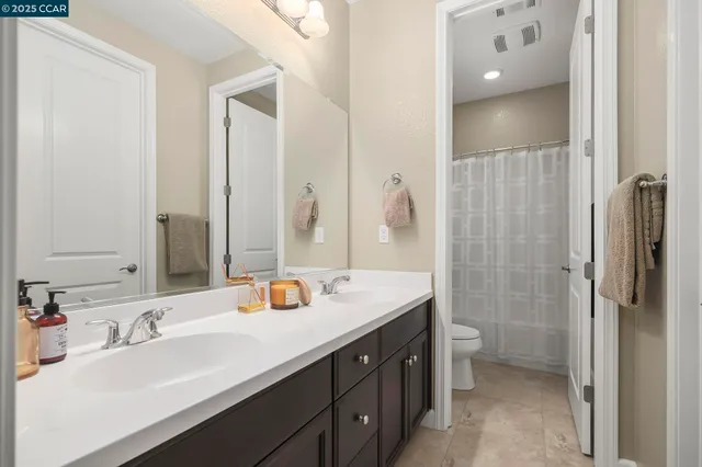 $850,000 | 490 Stratford Way, Brentwood, CA 94513