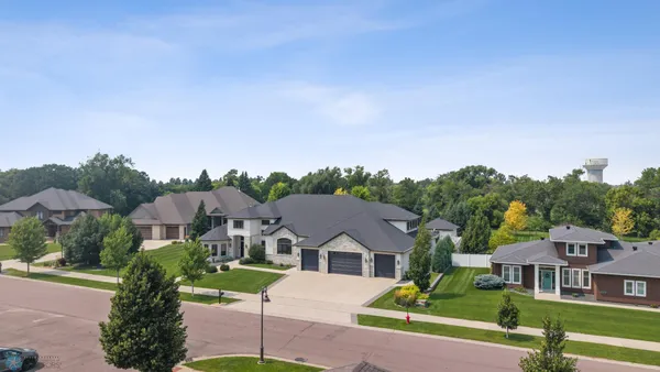 $3,950,000 | 4355 66th Street South, Fargo, ND 58104