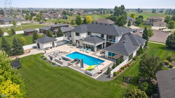 $3,950,000 | 4355 66th Street South, Fargo, ND 58104