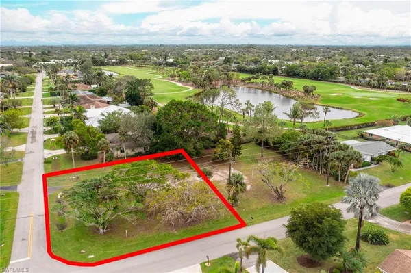 $599,000 | 264 Cypress Way West, Naples, FL 34110