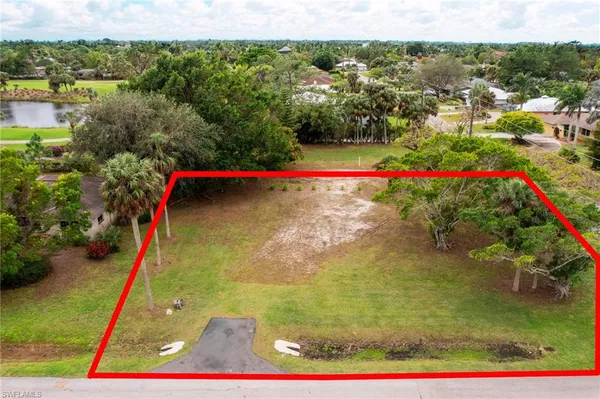 $599,000 | 264 Cypress Way West, Naples, FL 34110