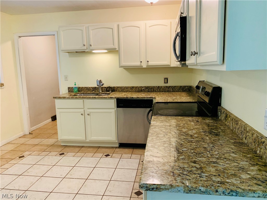 4045 Leewood Road Stow, OH 44224 - Photo 16 of 25 Gallery Image 16