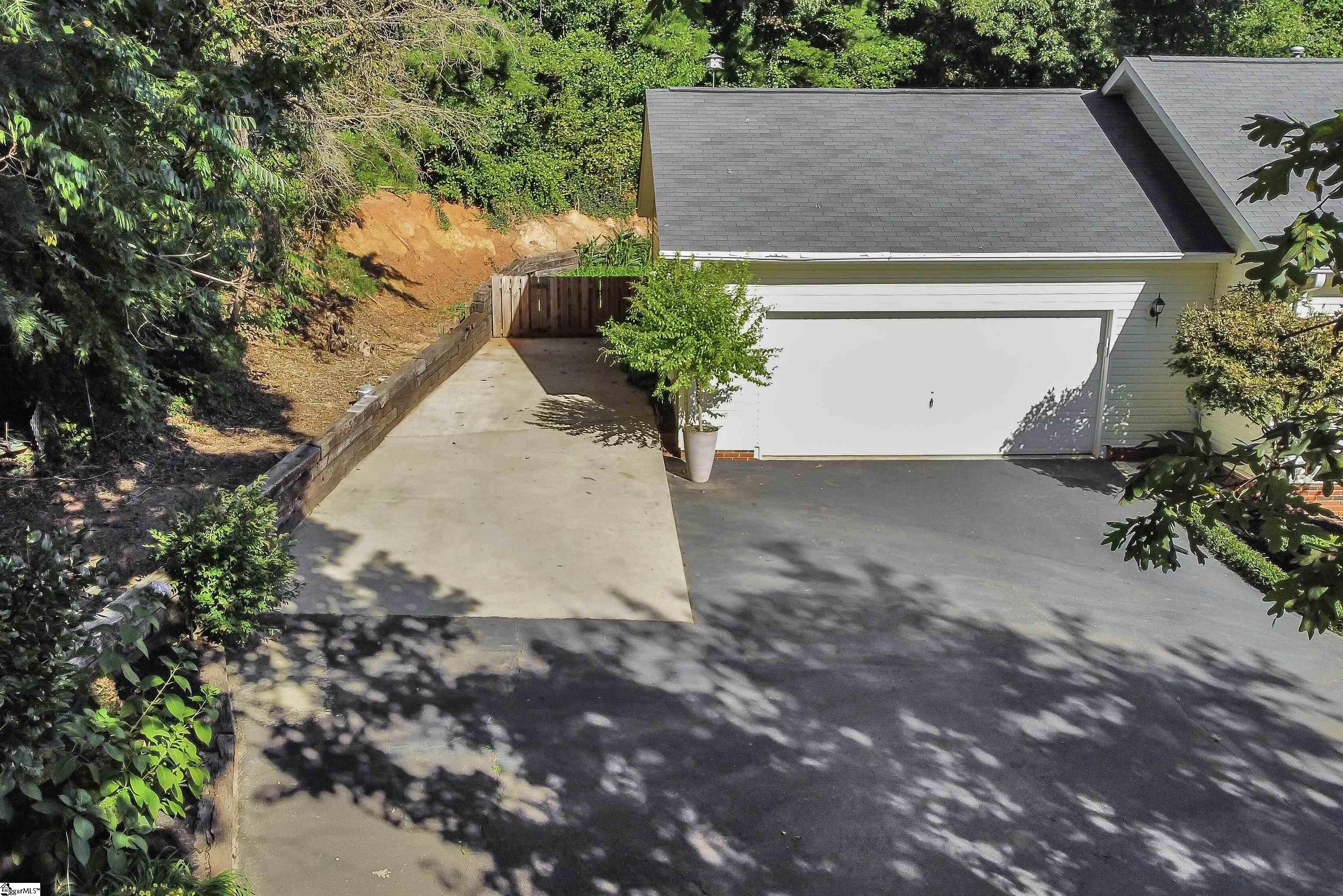 111 Sheffield Road Greer, SC 29651 - Photo 35 of 36 Gallery Image 35