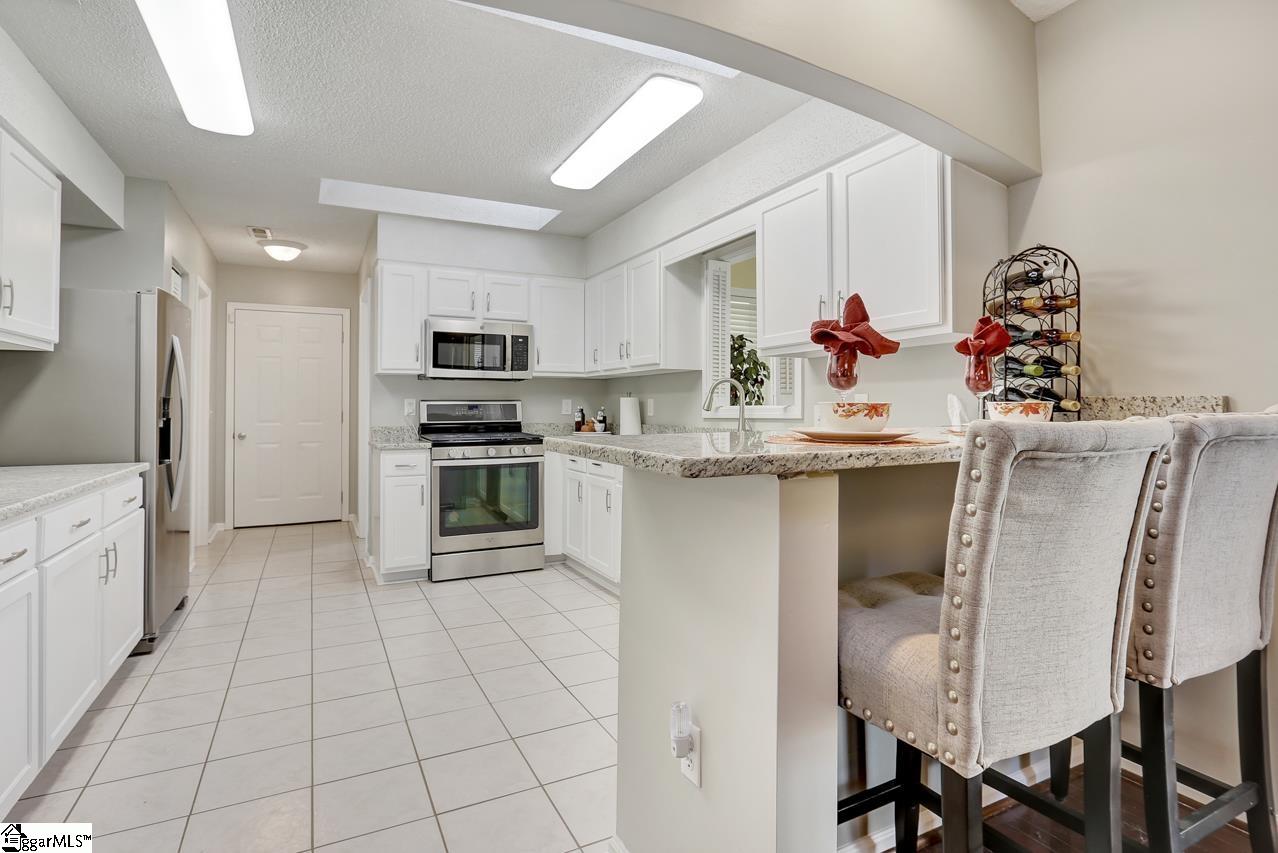 111 Sheffield Road Greer, SC 29651 - Photo 8 of 36 Gallery Image 8