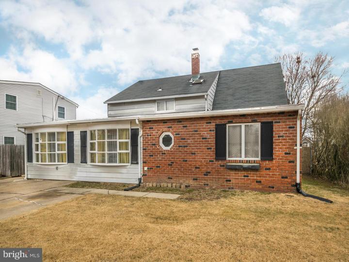 120 Goldengate Road Levittown, PA 19057 - Photo 1 of 13 Exterior Front