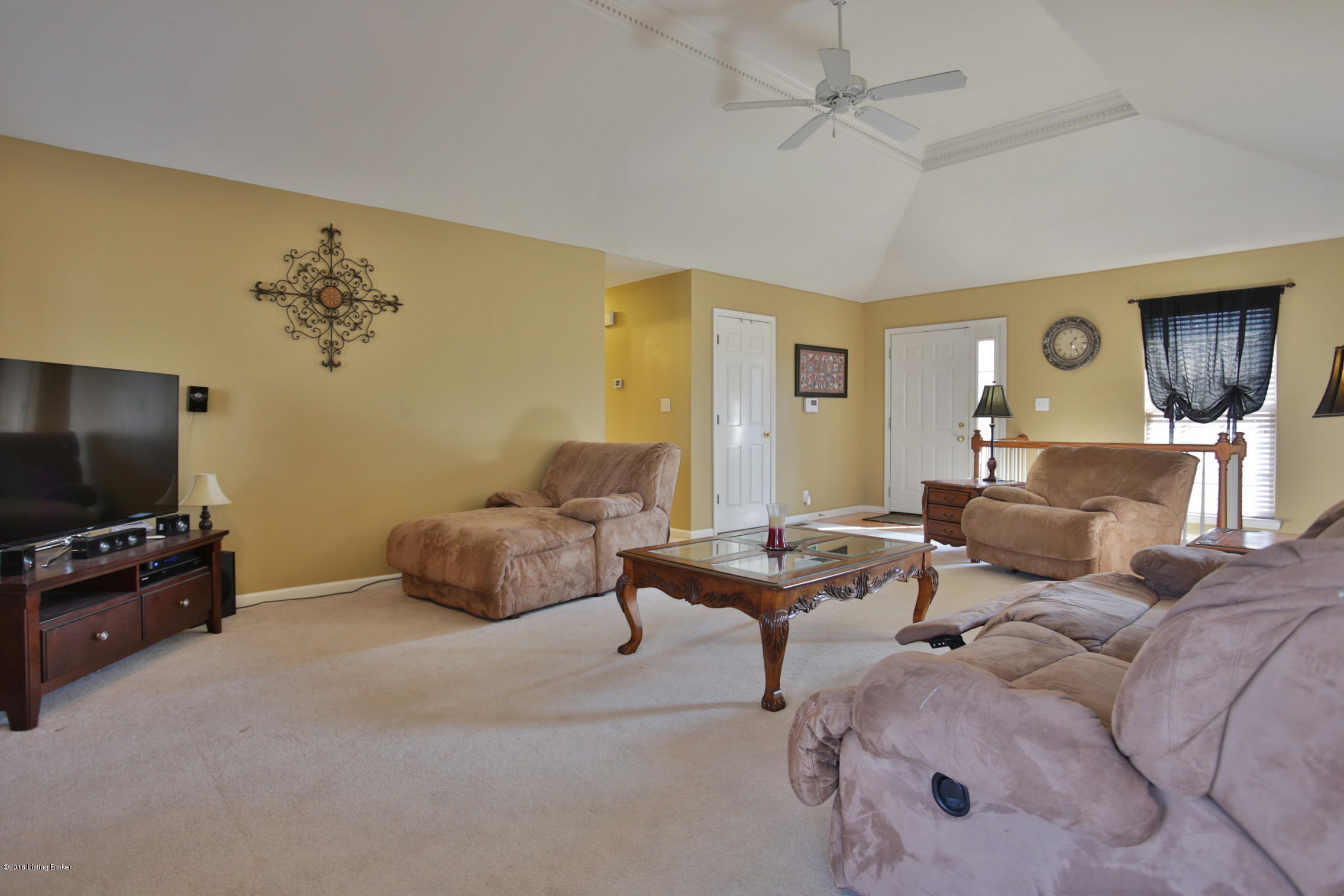 6914 Colton Road Crestwood, KY 40014 - Photo 3 of 22 Great Room 3