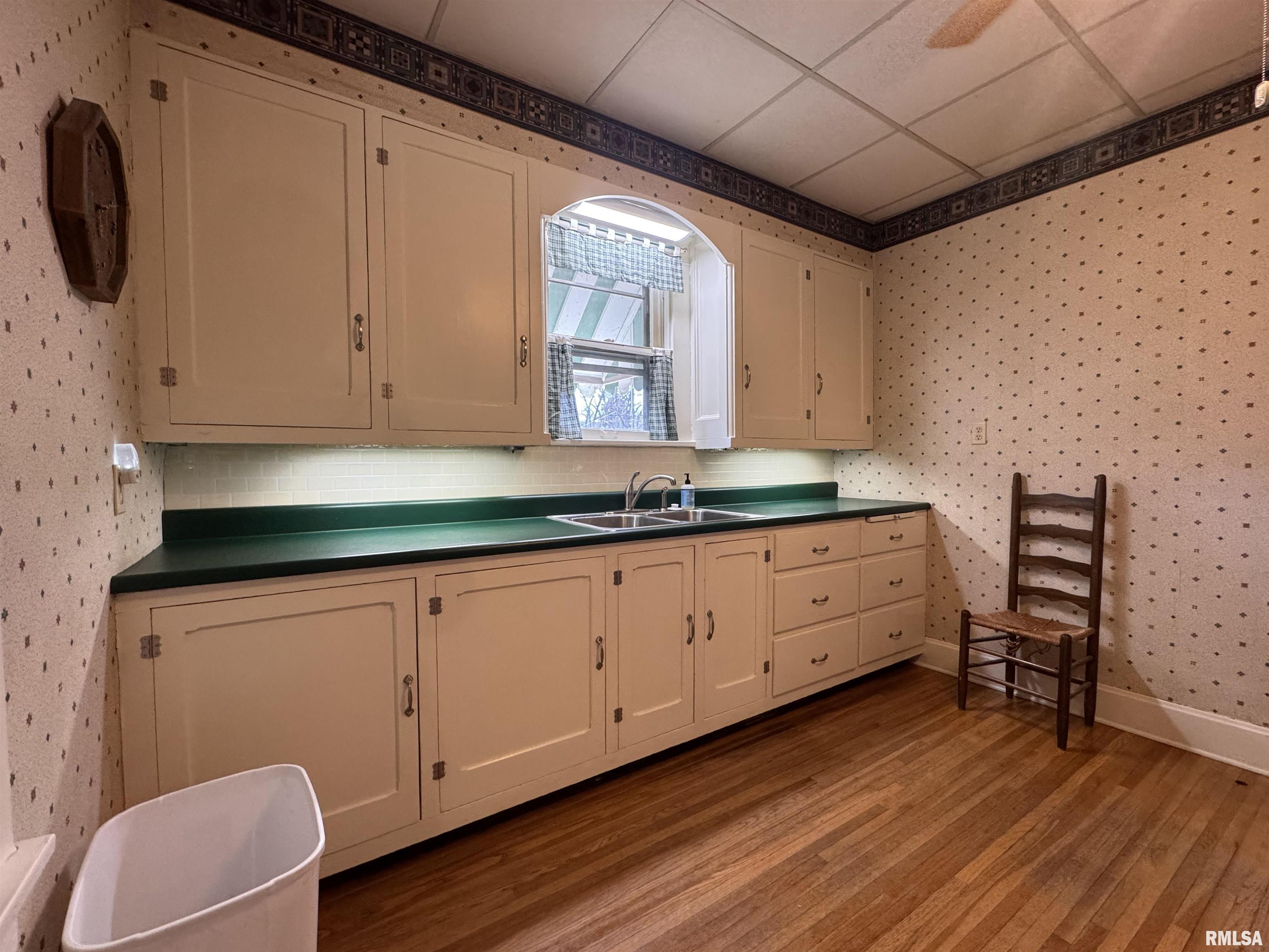 422 North Randolph Street Macomb, IL 61455 - Photo 12 of 23