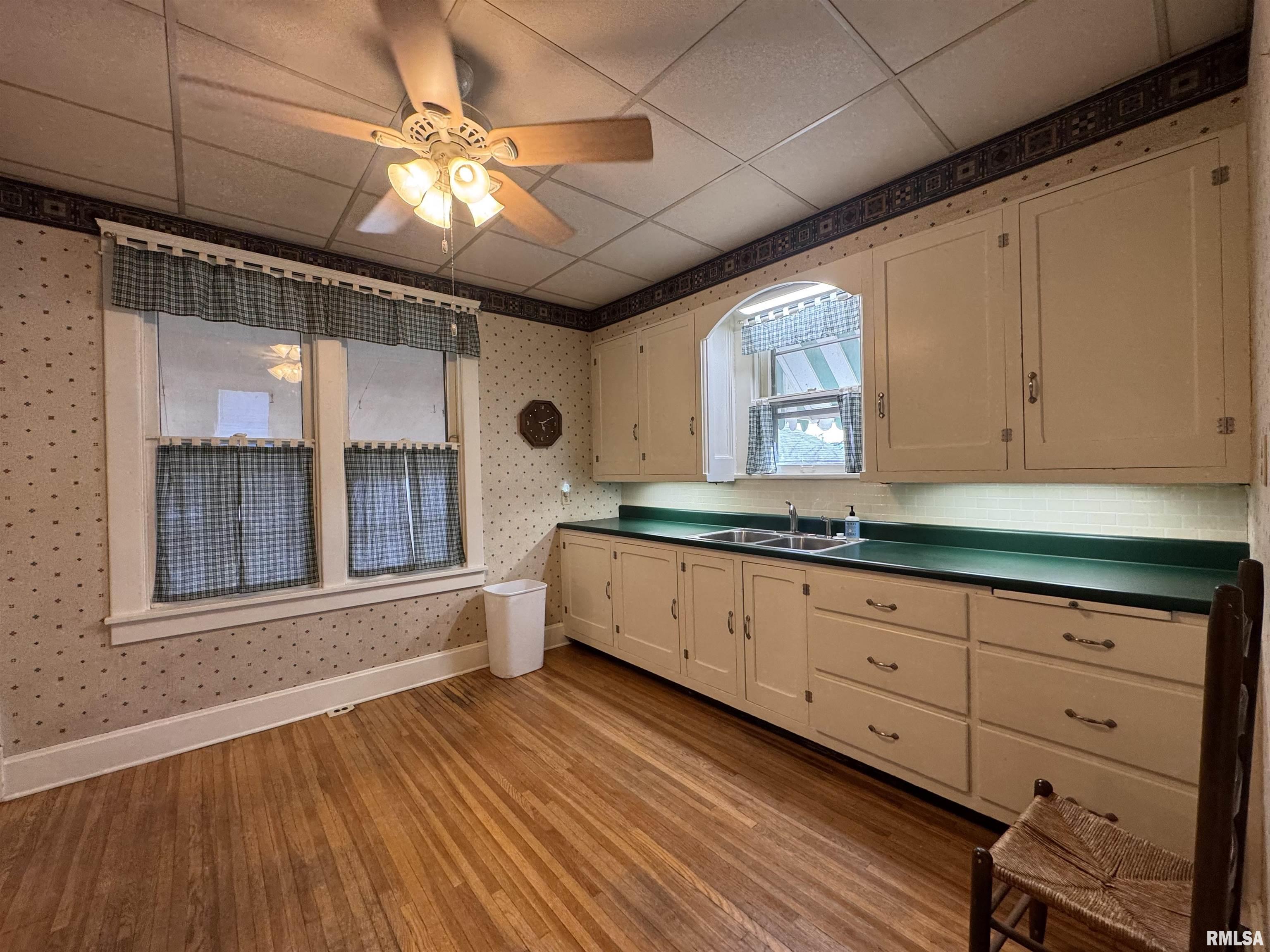 422 North Randolph Street Macomb, IL 61455 - Photo 10 of 23
