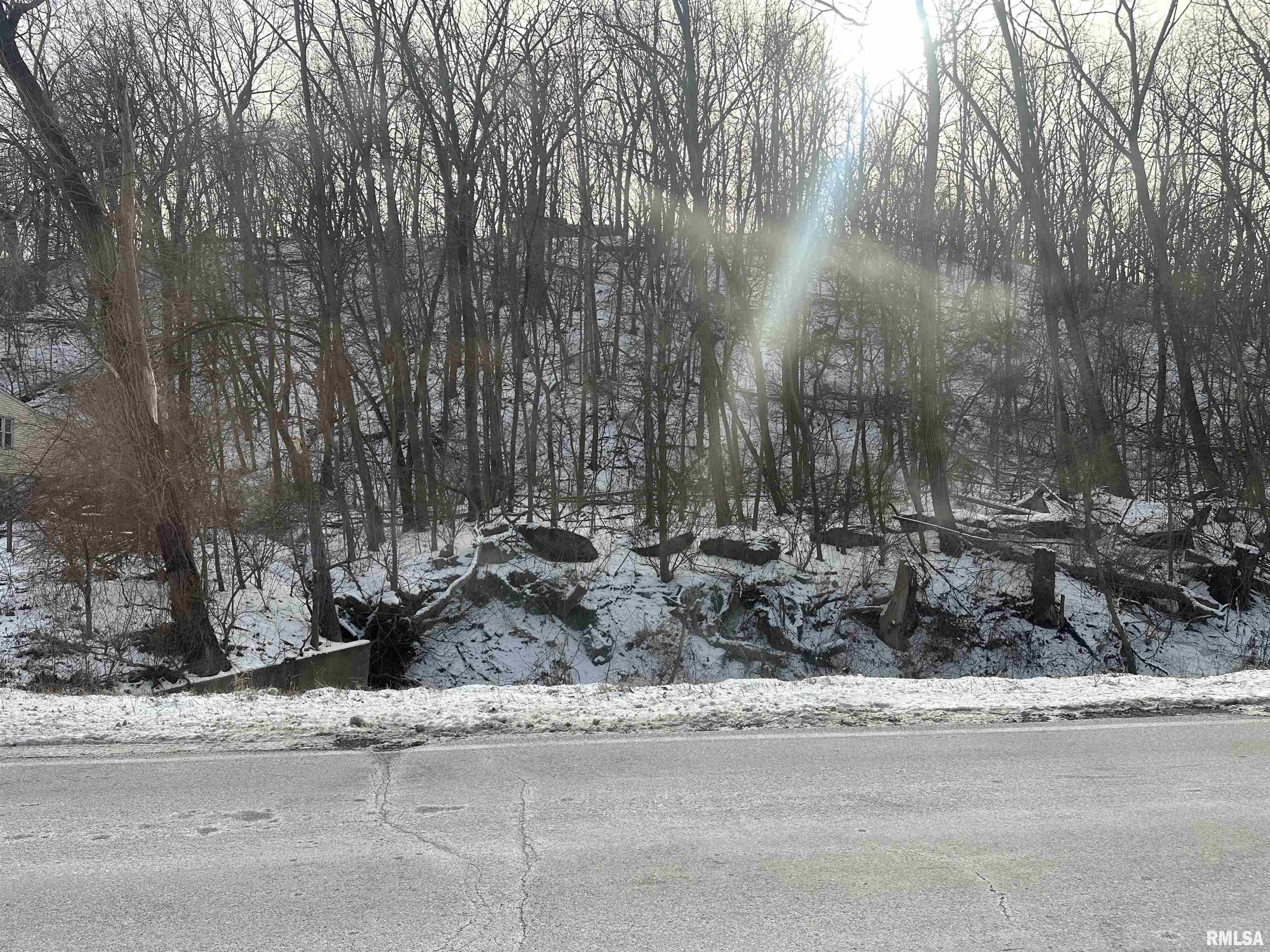 4202 West Smithville Road Peoria, IL 61607 - Photo 1 of 8