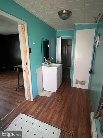 $1,200 | 12759 Main Street, Fort Loudon, PA 17224