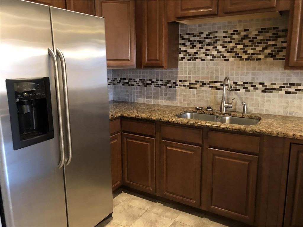 30 Lake Villa Way Kissimmee, FL 34743 - Photo 4 of 12