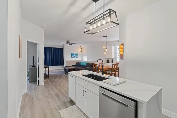 $3,000 | 113 Lighthouse Circle, Unit H, Tequesta, FL 33469