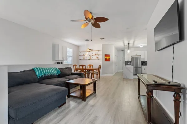 $3,000 | 113 Lighthouse Circle, Unit H, Tequesta, FL 33469