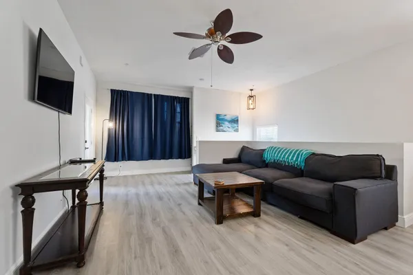 $3,000 | 113 Lighthouse Circle, Unit H, Tequesta, FL 33469