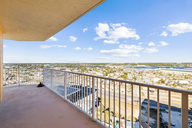 $949,000 | 5004 Thomas Drive, Unit 1712, Panama City Beach, FL 32408