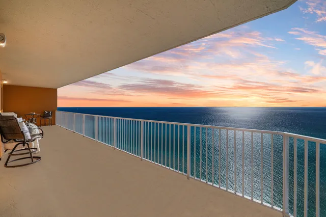 $949,000 | 5004 Thomas Drive, Unit 1712, Panama City Beach, FL 32408