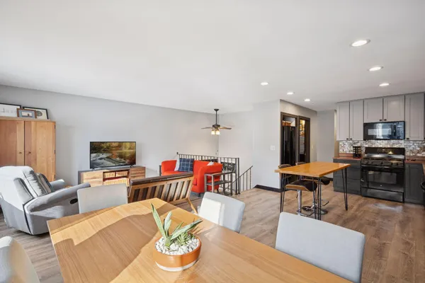 $299,900 | 7511 Wedgewood Way North, Maple Grove, MN 55311